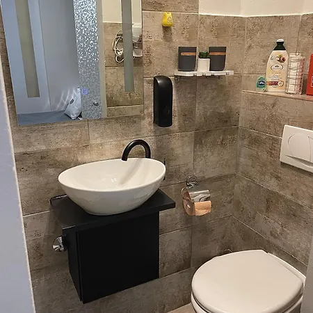 Goga Pula